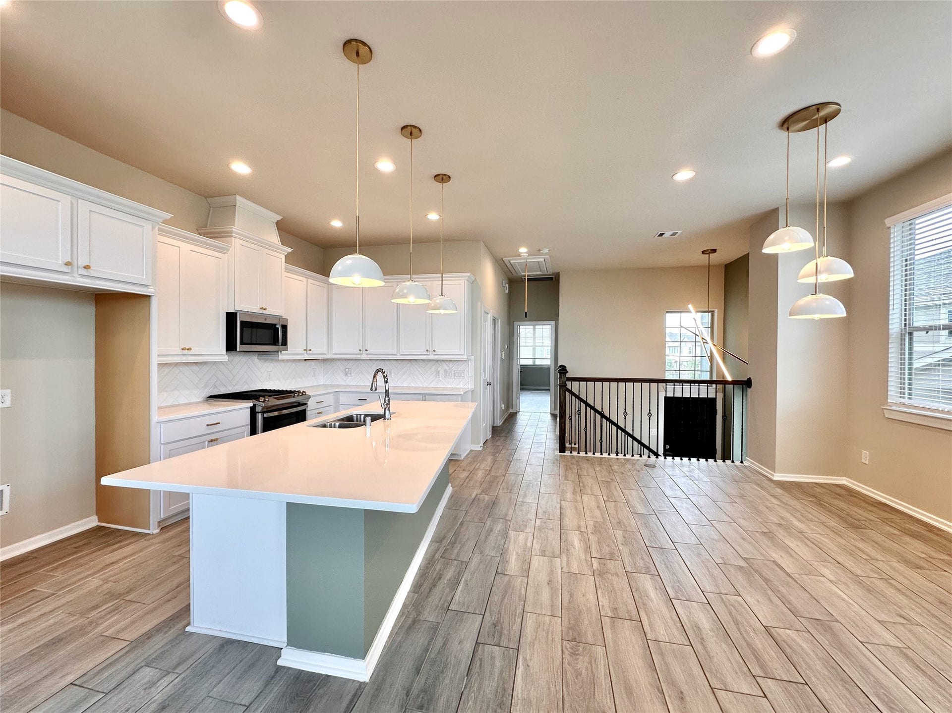 15006 Flintstone Village Trail, Cypress, TX 77433 15006 Flintstone Village Trail, Cypress, TX 77433