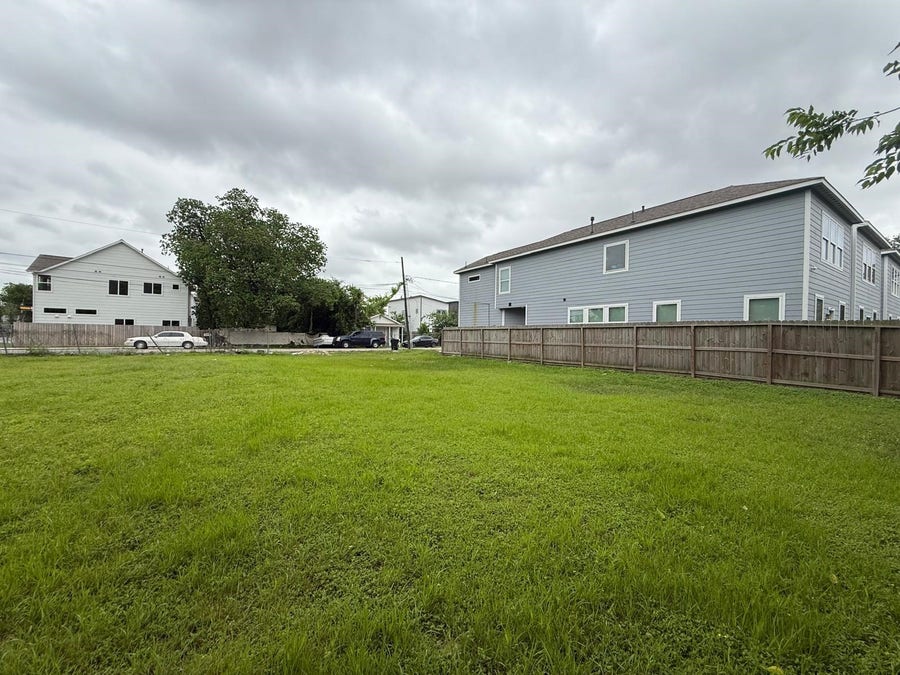 Property photo for 2021 Harlem Street, Houston, TX