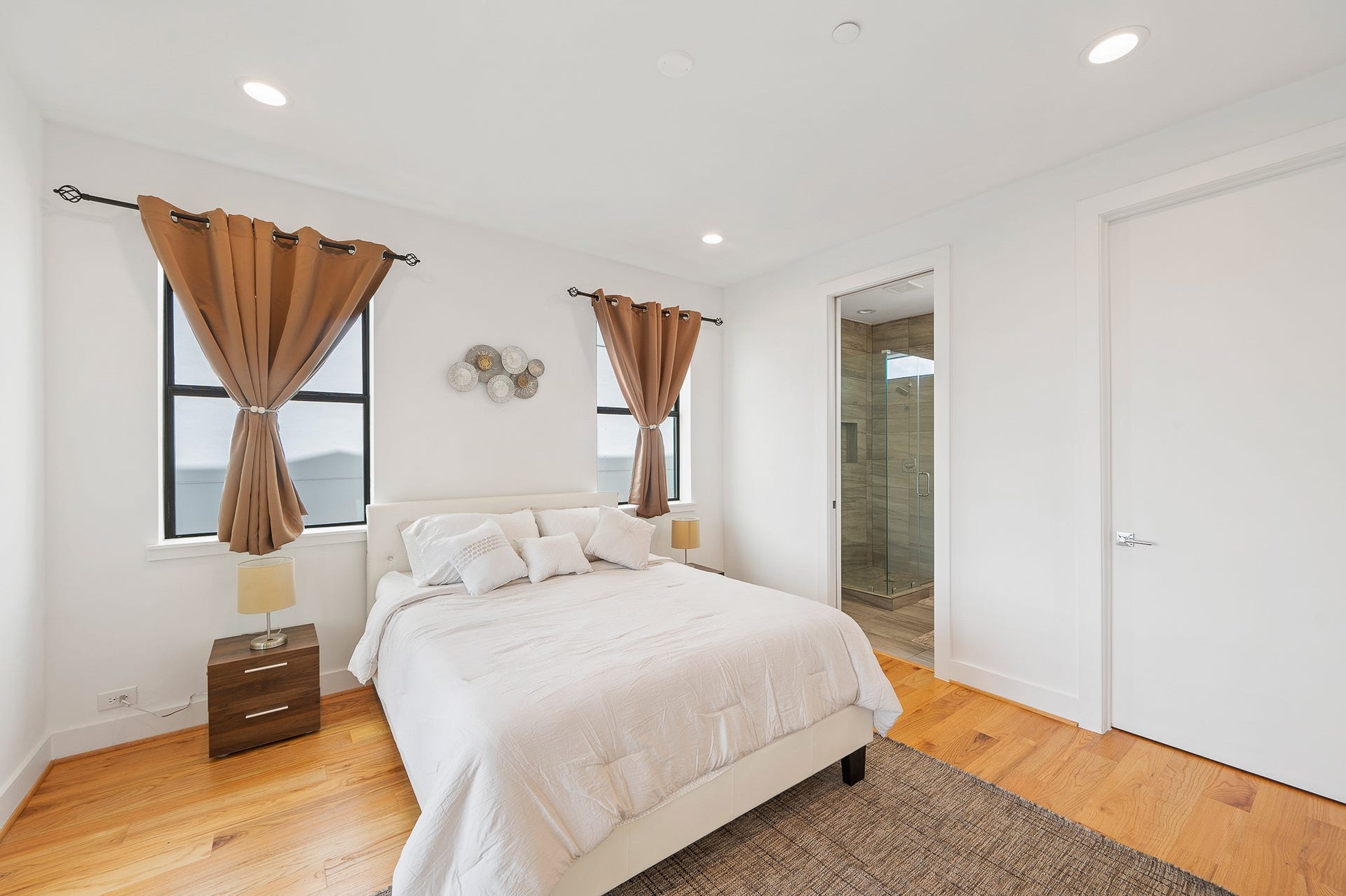 2239 N Macgregor Way, Houston, TX 77004 2239 N Macgregor Way, Houston, TX 77004