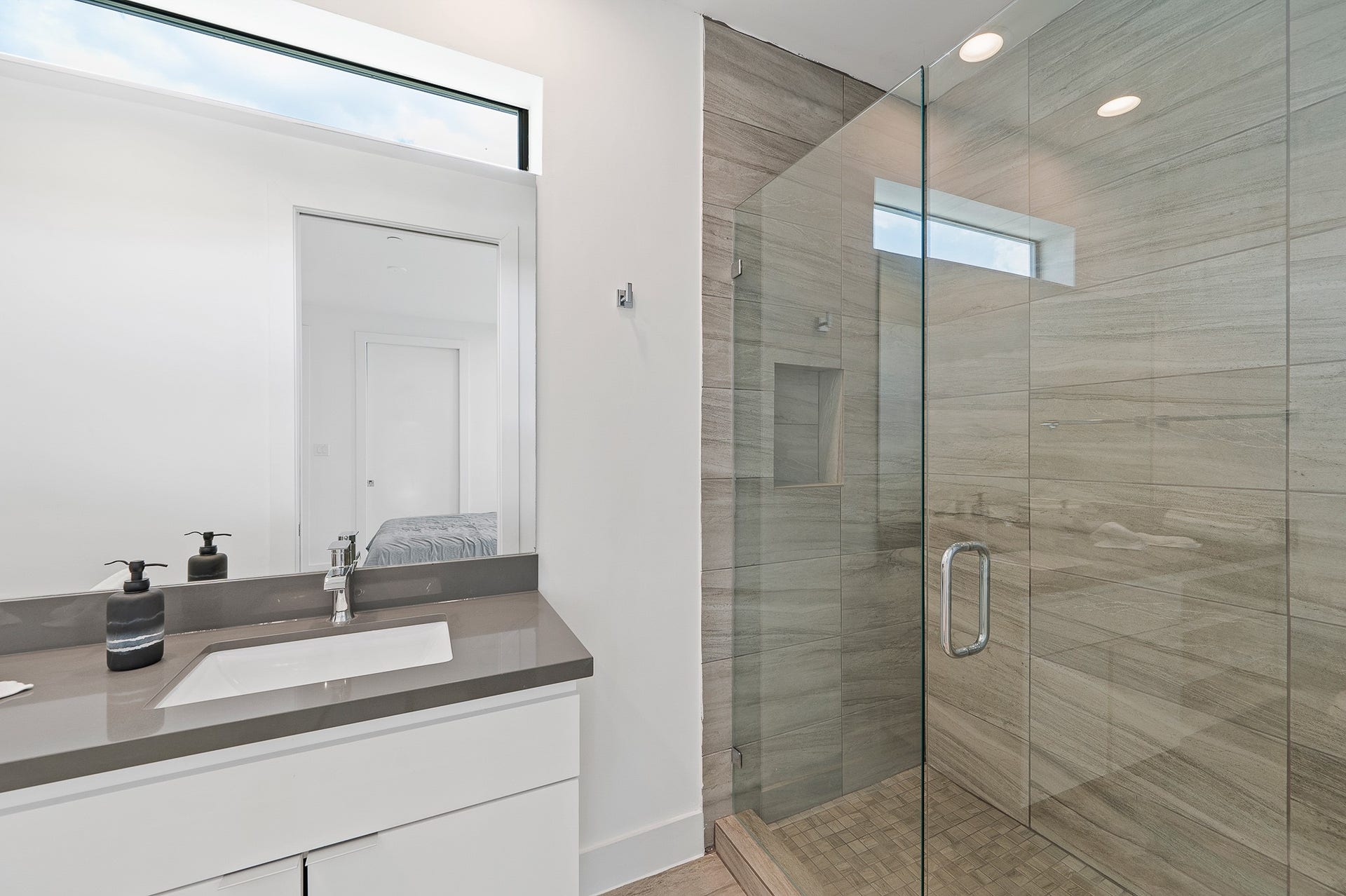 2239 N Macgregor Way, Houston, TX 77004 2239 N Macgregor Way, Houston, TX 77004