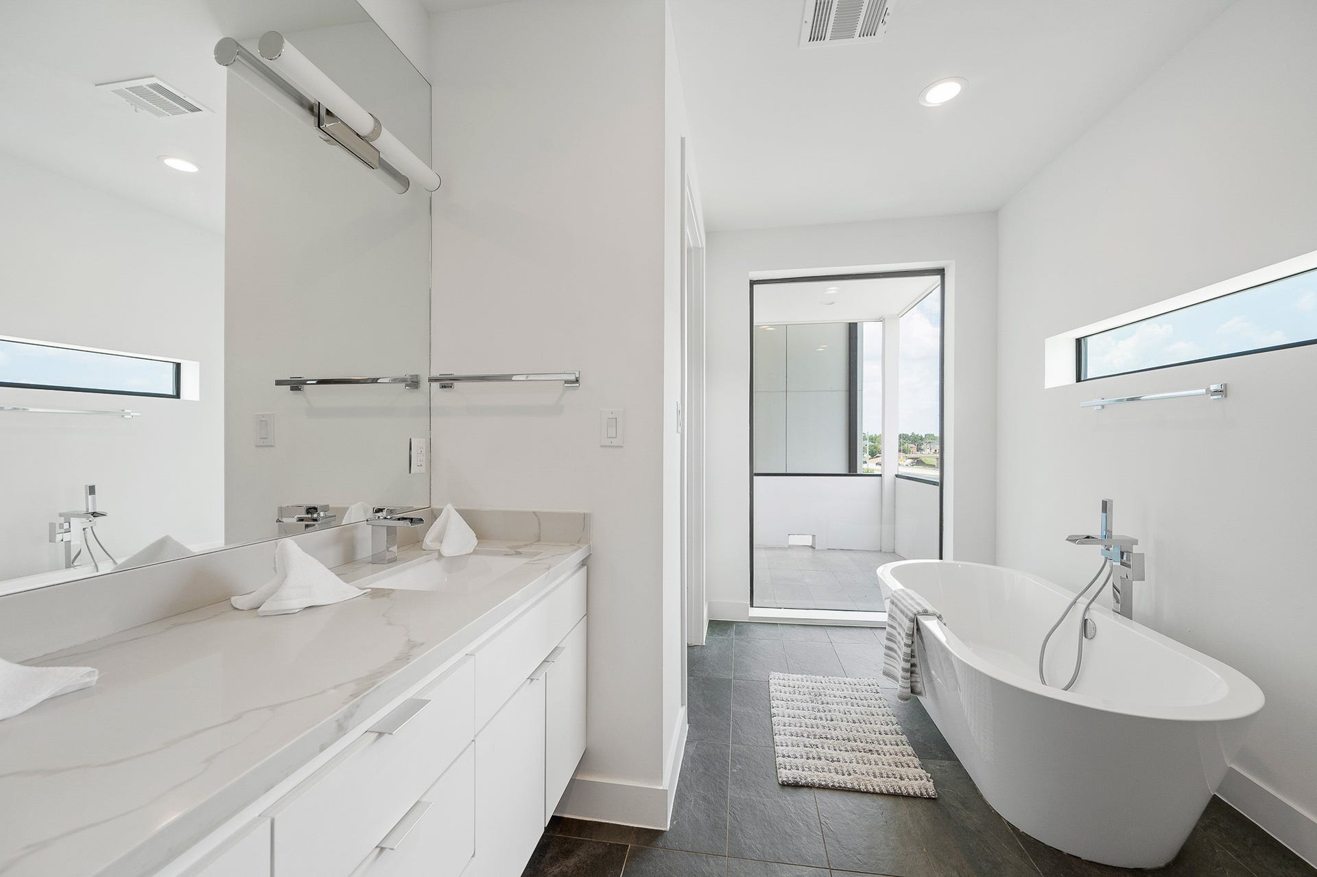 2239 N Macgregor Way, Houston, TX 77004 2239 N Macgregor Way, Houston, TX 77004
