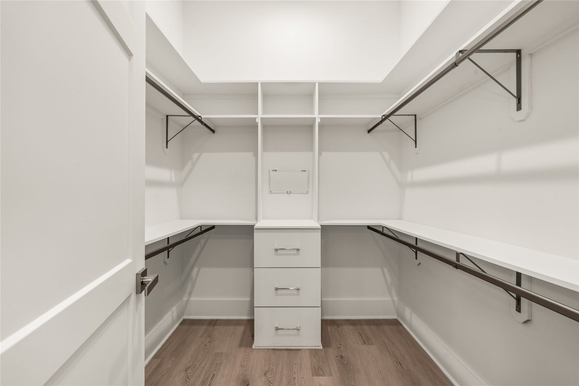 611 Skyland Terrace Way, Houston, TX 77009 611 Skyland Terrace Way, Houston, TX 77009