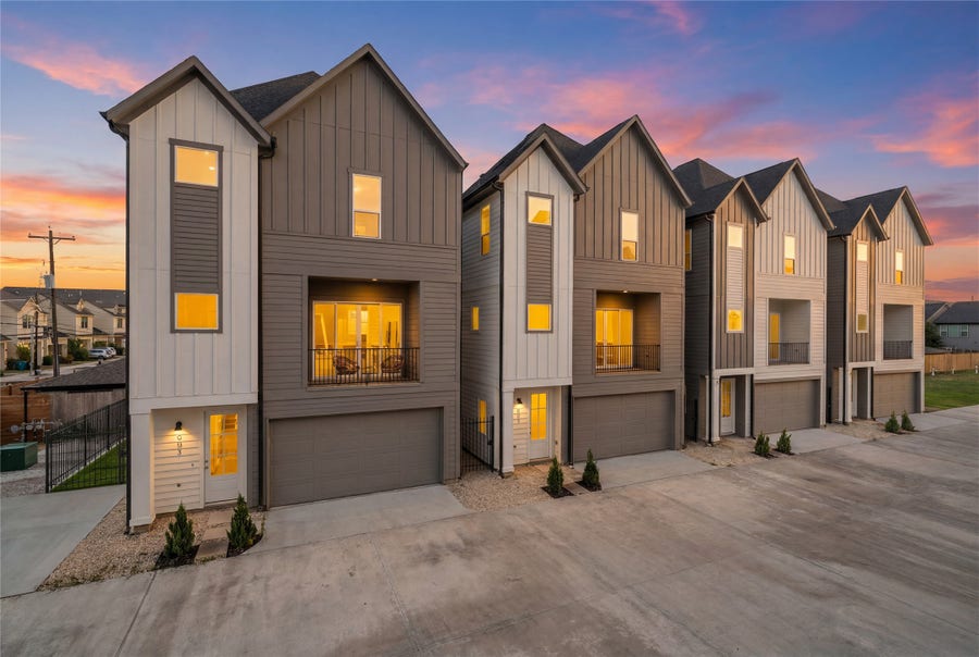 Property photo for 611 Skyland Terrace Way, Houston, TX