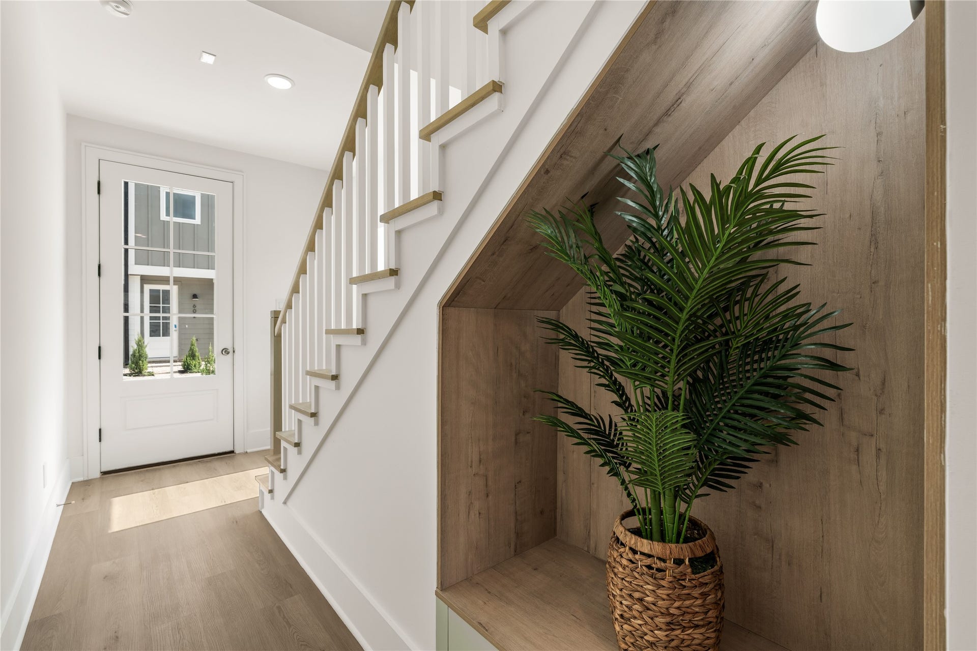 611 Skyland Terrace Way, Houston, TX 77009 611 Skyland Terrace Way, Houston, TX 77009