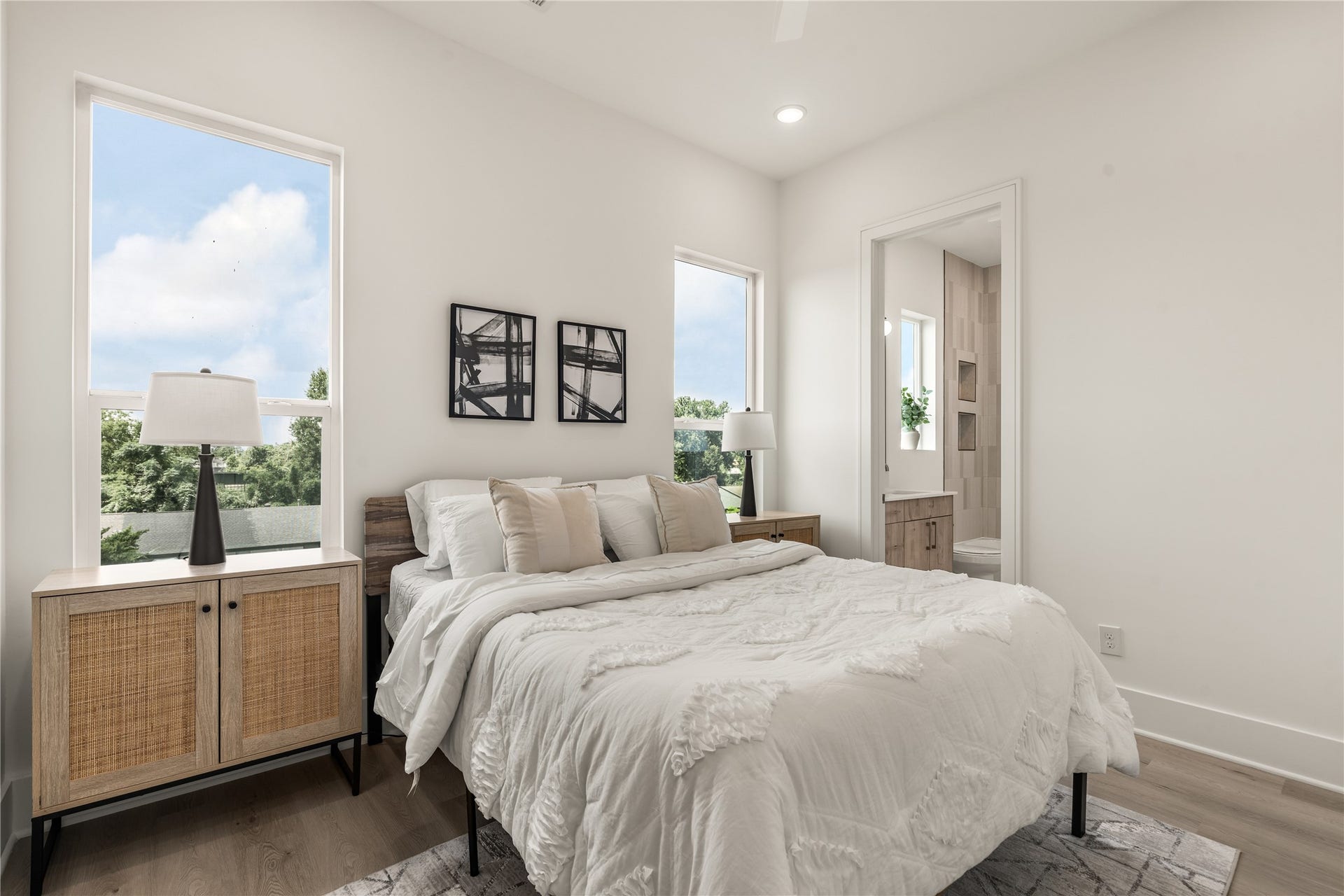 611 Skyland Terrace Way, Houston, TX 77009 611 Skyland Terrace Way, Houston, TX 77009