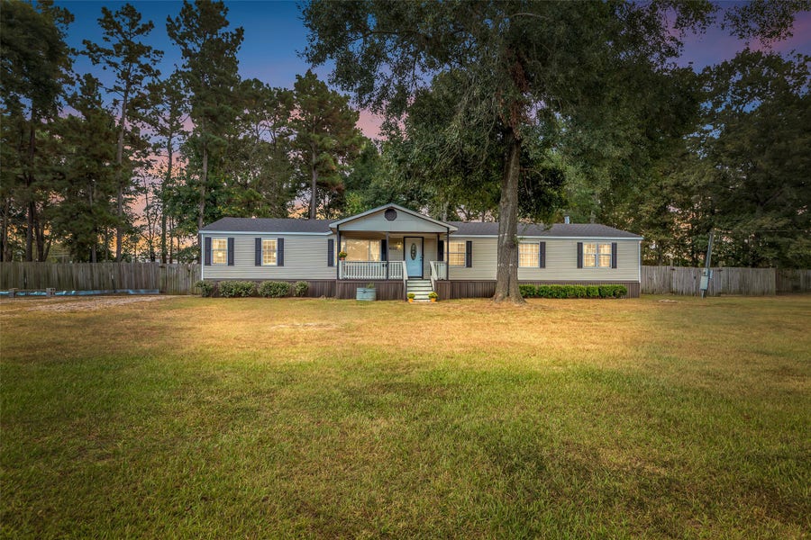 Property photo for 16352 Crockett Crossing, Conroe, TX