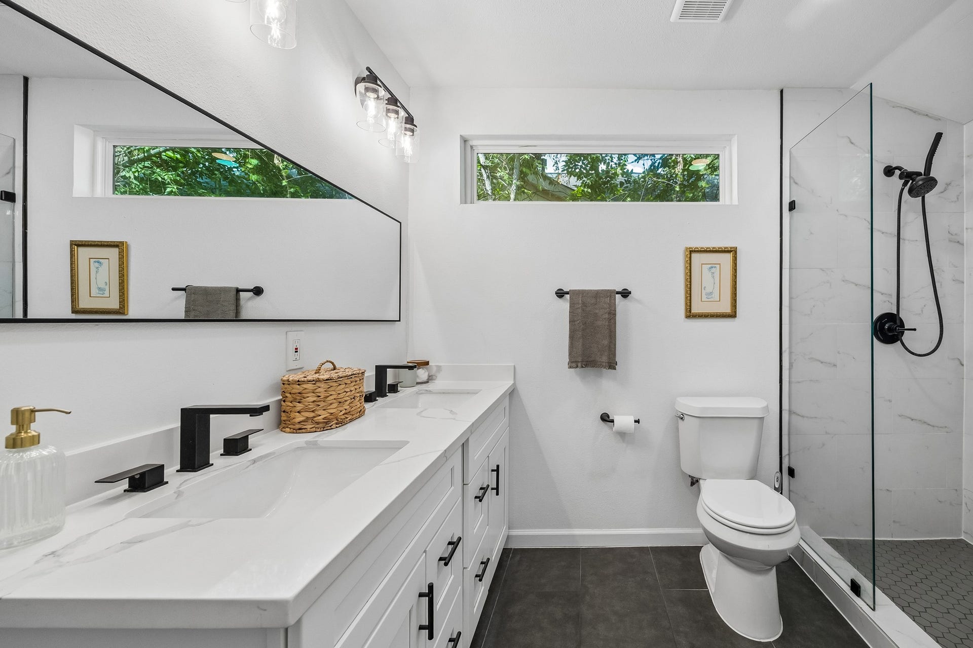 3555 Ruth Street, Houston, TX 77004 3555 Ruth Street, Houston, TX 77004
