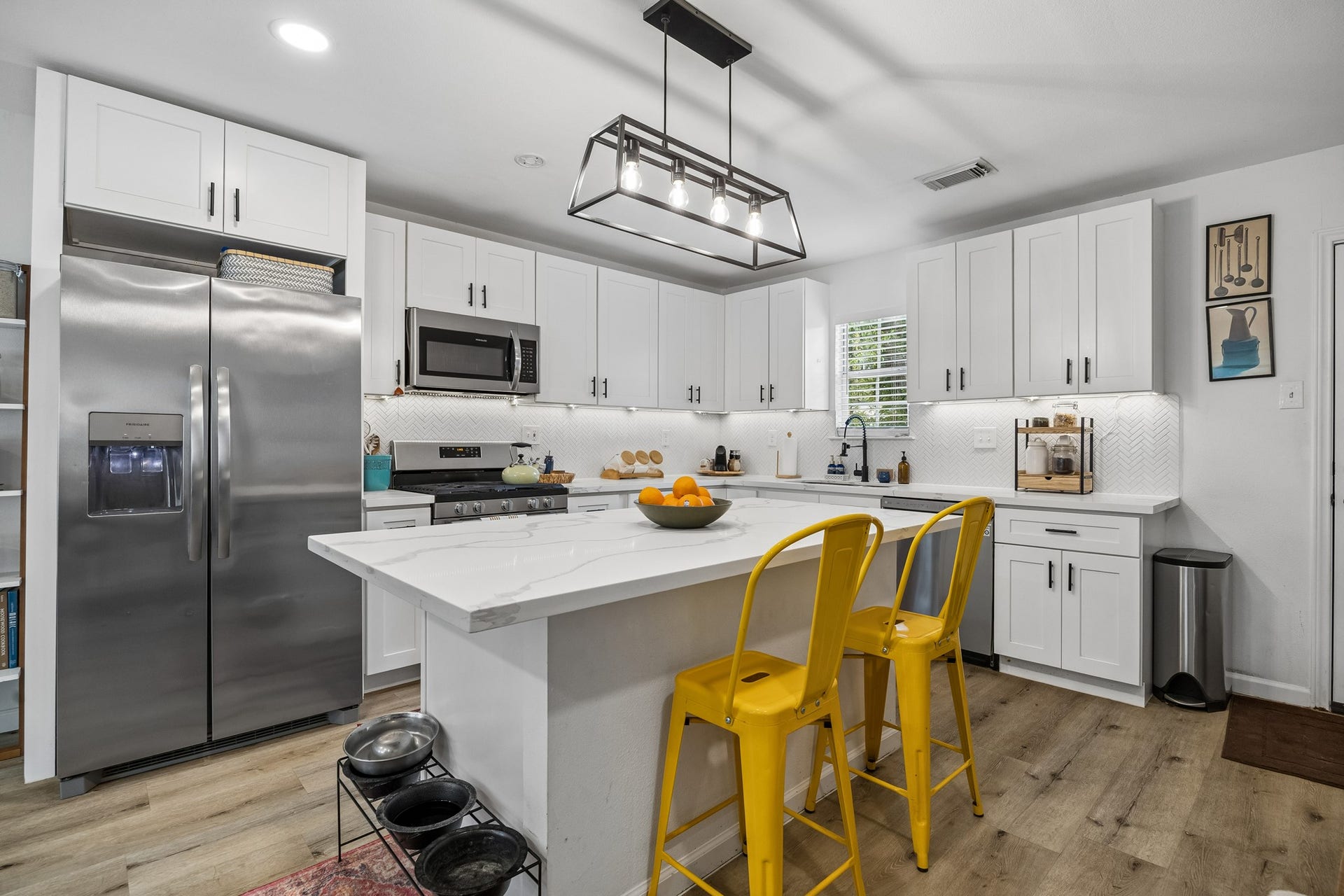 3555 Ruth Street, Houston, TX 77004 3555 Ruth Street, Houston, TX 77004