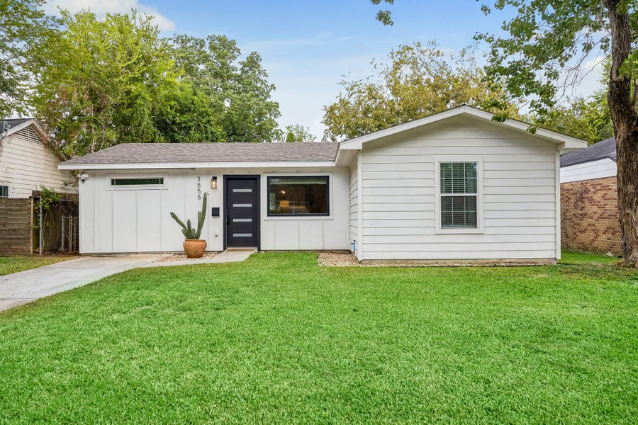 Property photo for 3555 Ruth Street, Houston, TX