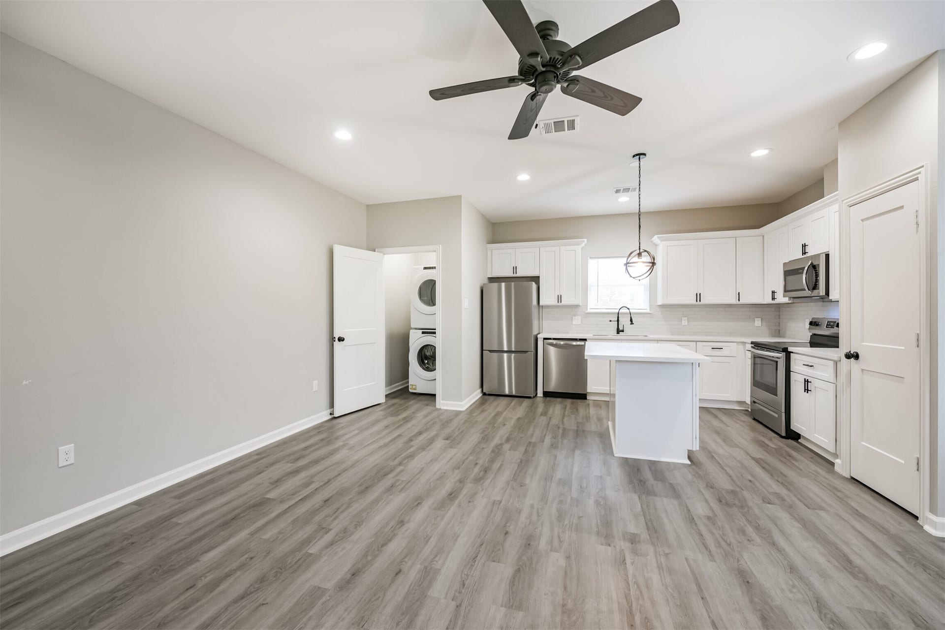4405 Mallow Drive Street, #A, Houston, TX 77051 4405 Mallow Drive Street, #A, Houston, TX 77051
