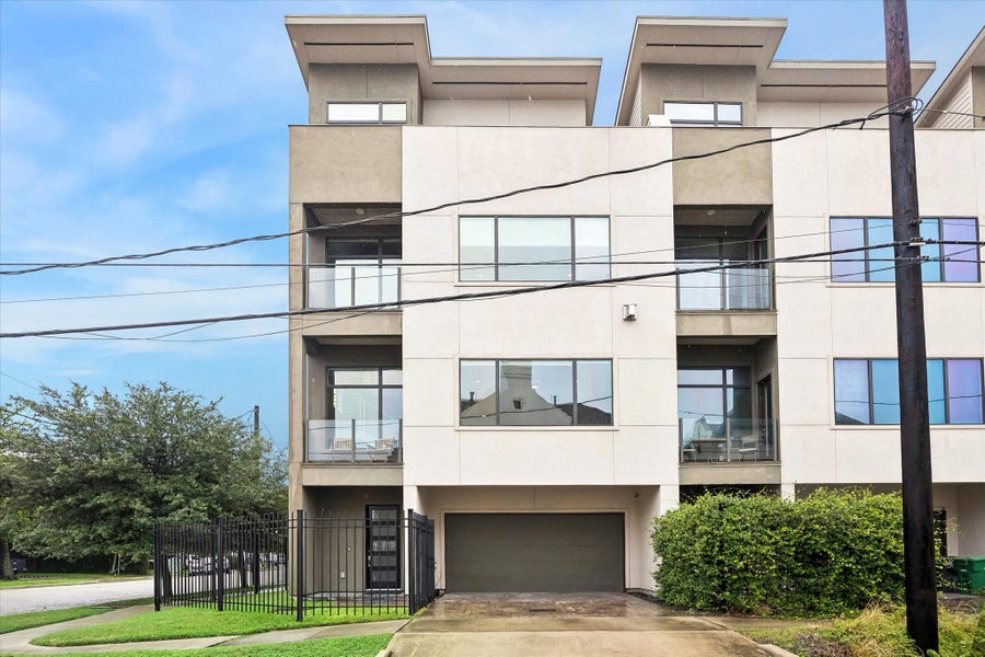 Property photo for 1403 Hickory Street, Houston, TX