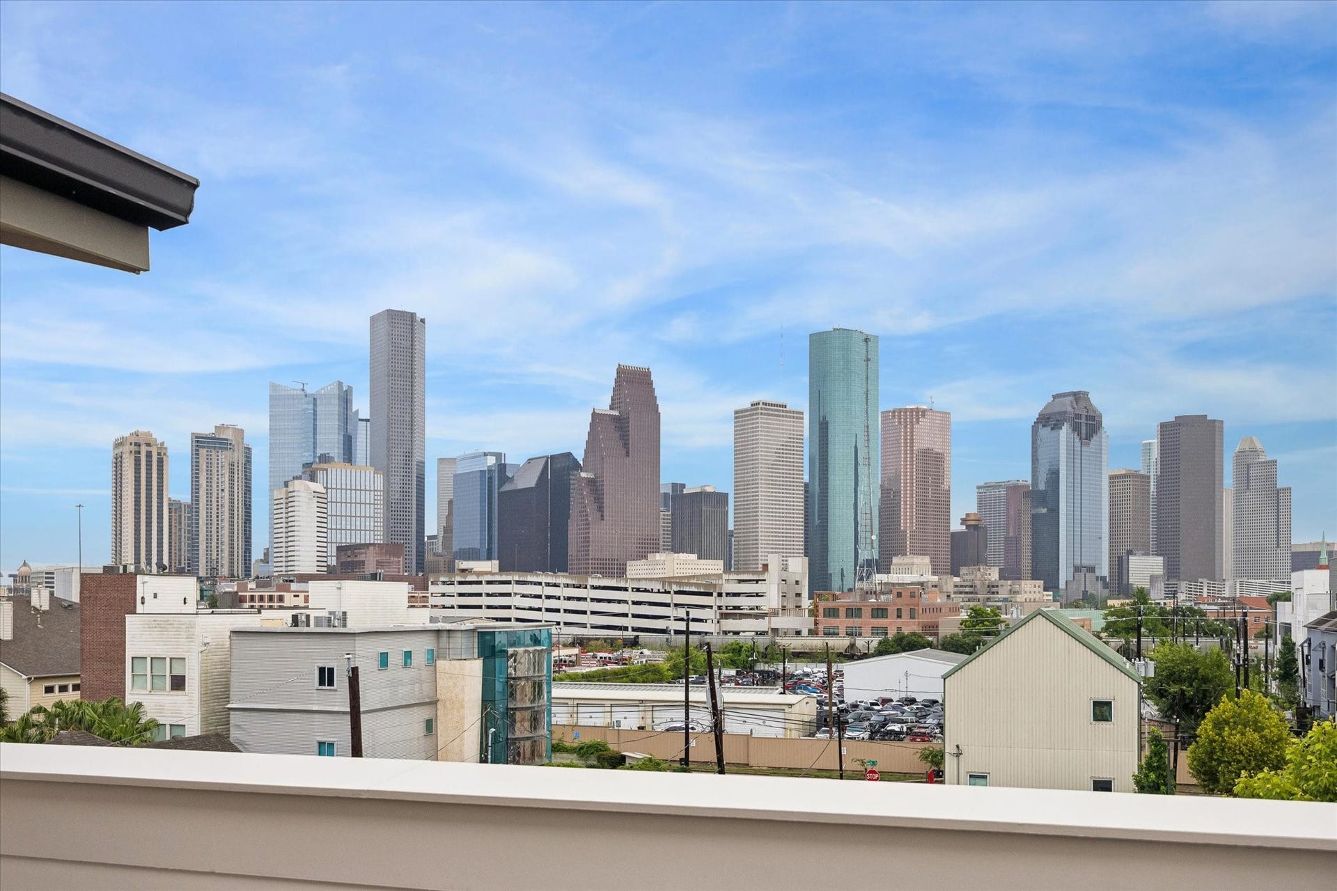 Spectacular skyline views take center stage from the rooftop deck, creating a backdrop that is hard to beat. Whether you are hosting friends or simply stepping outside for fresh air, this top floor perch delivers a true wow factor.