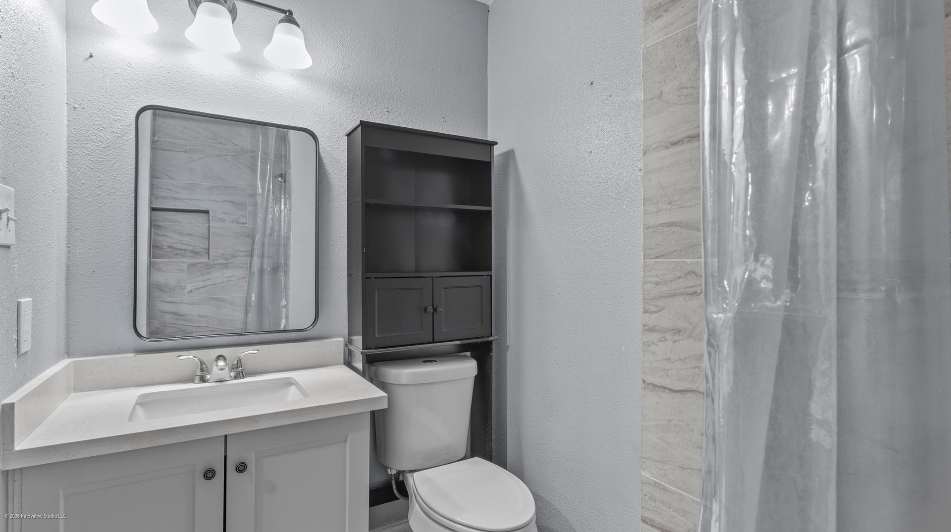 Primary En Suite Bathroom