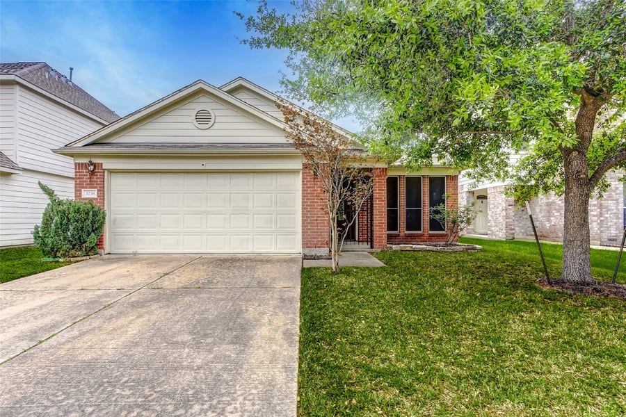Property photo for 3238 Clipper Winds Way, Houston, TX