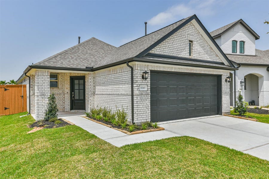 Property photo for 3213 Cornflower Coast Court, Texas City, TX