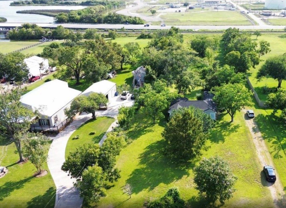 19506 Old Galveston Road, Webster, TX 77598 19506 Old Galveston Road, Webster, TX 77598