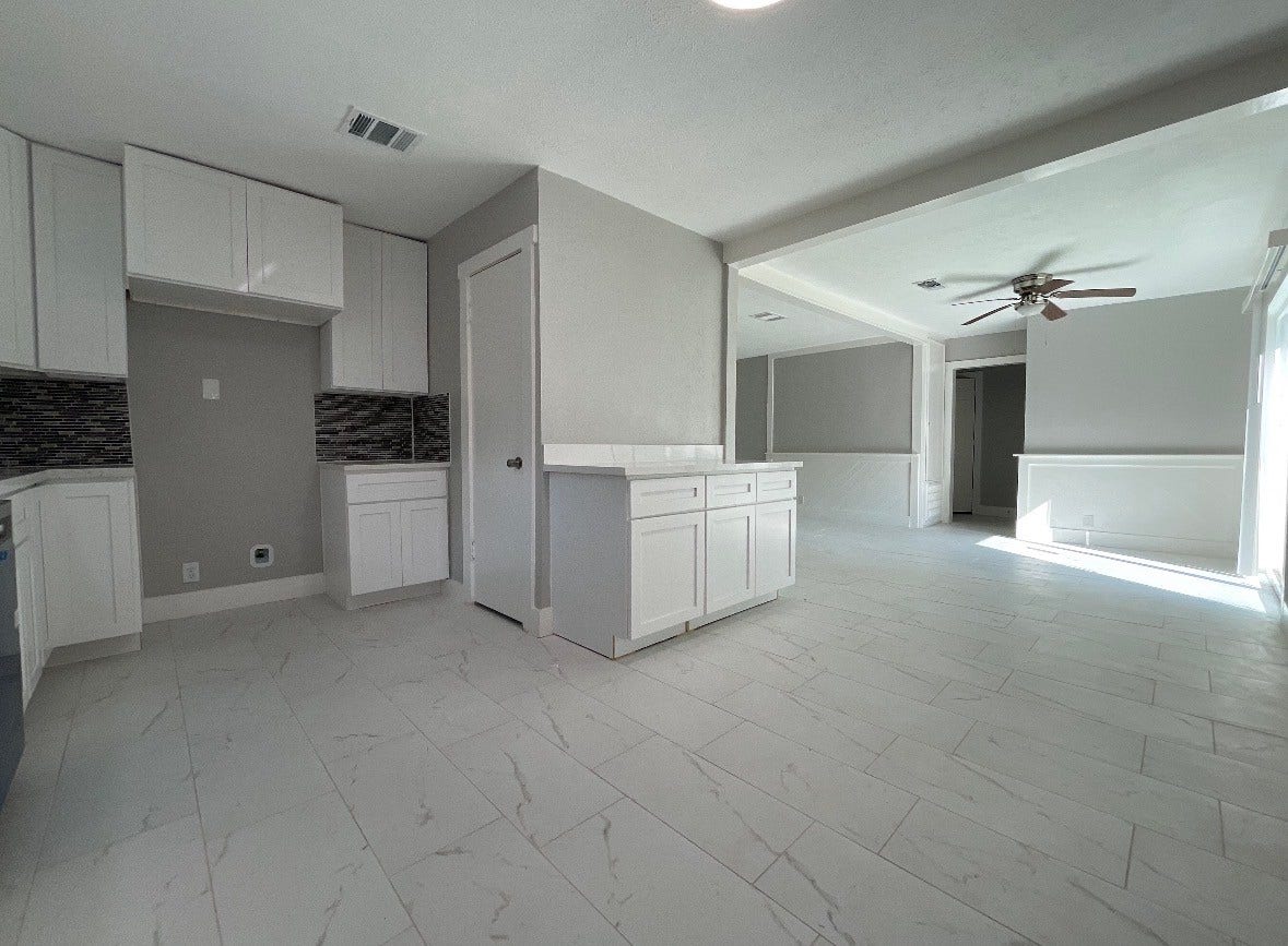 19506 Old Galveston Road, Webster, TX 77598 19506 Old Galveston Road, Webster, TX 77598