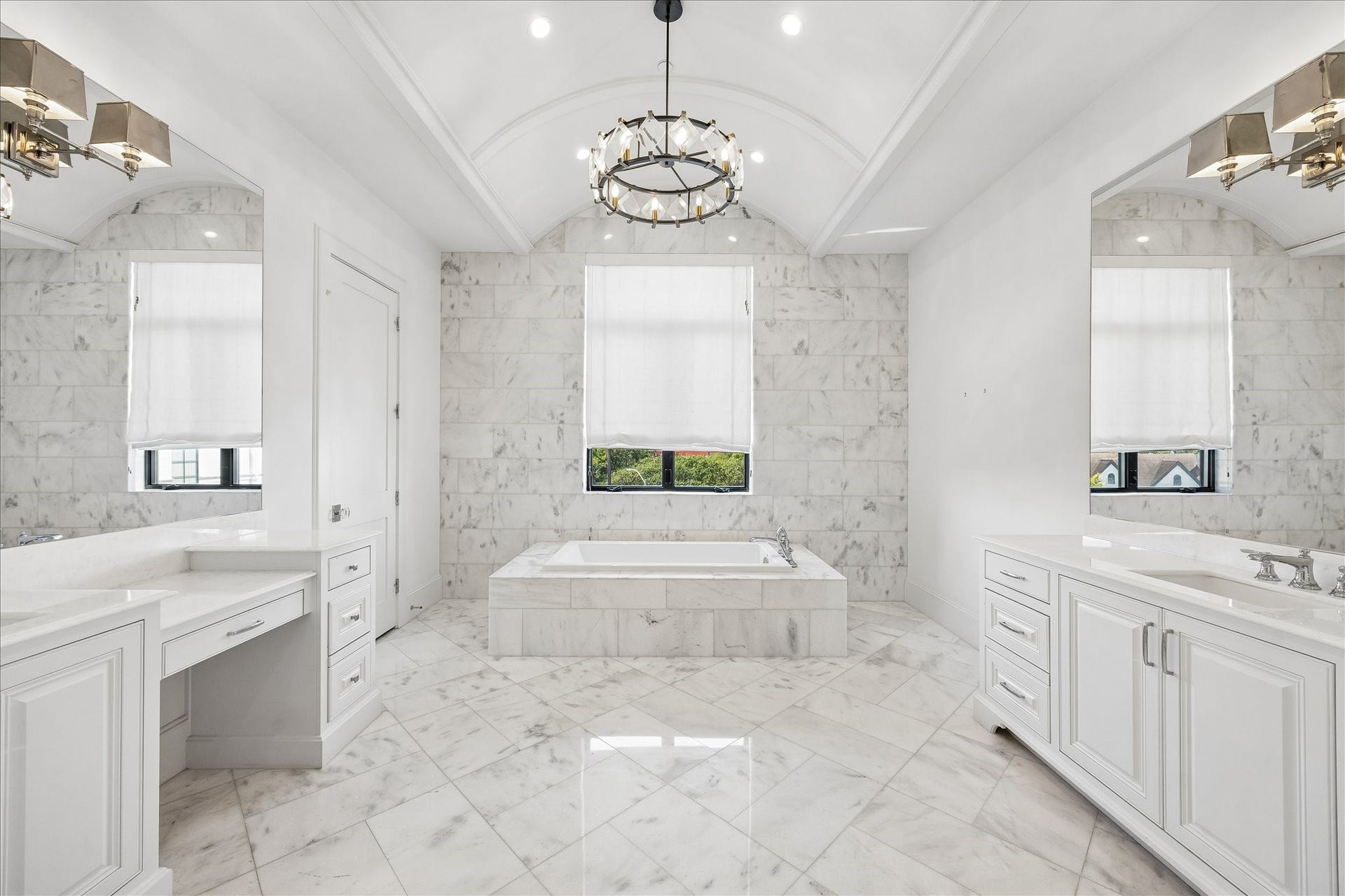 1331 Peden Street, Houston, TX 77006 1331 Peden Street, Houston, TX 77006