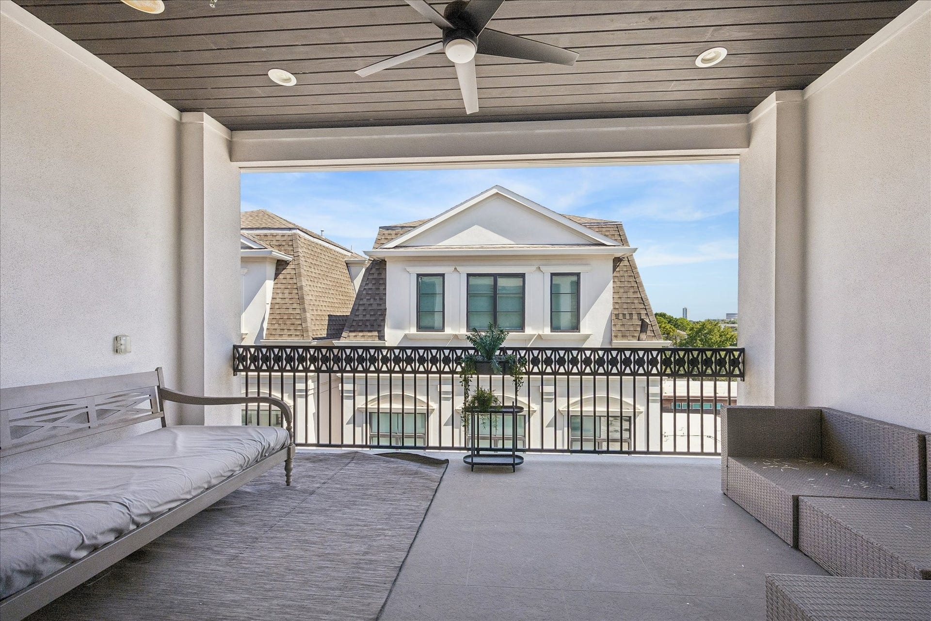 1331 Peden Street, Houston, TX 77006 1331 Peden Street, Houston, TX 77006