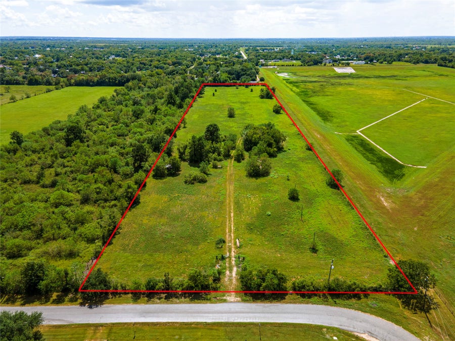 Property photo for 7806 Mckeever Road, Pearland, TX