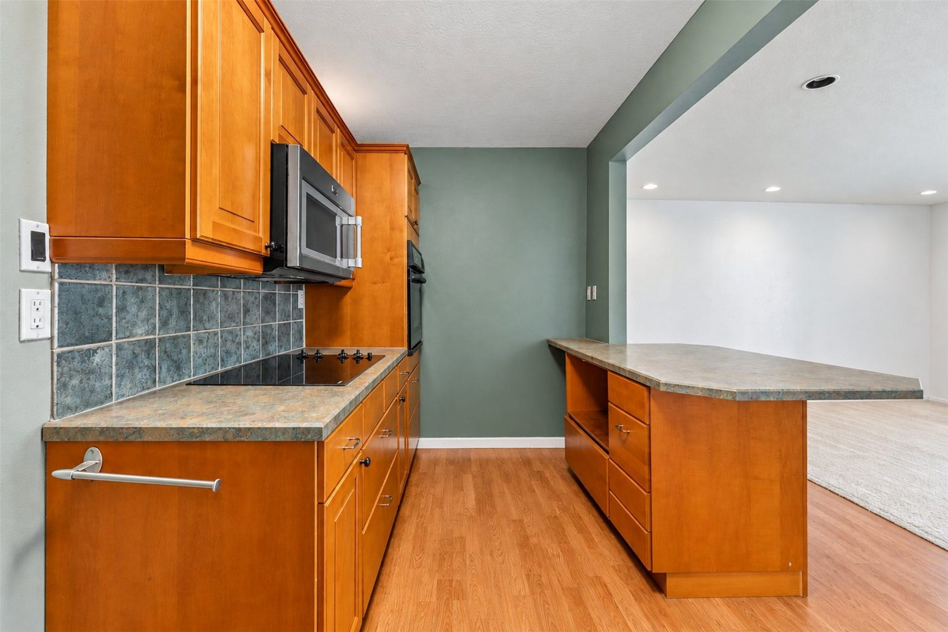 115 Camellia Street, Lake Jackson, TX 77566 115 Camellia Street, Lake Jackson, TX 77566