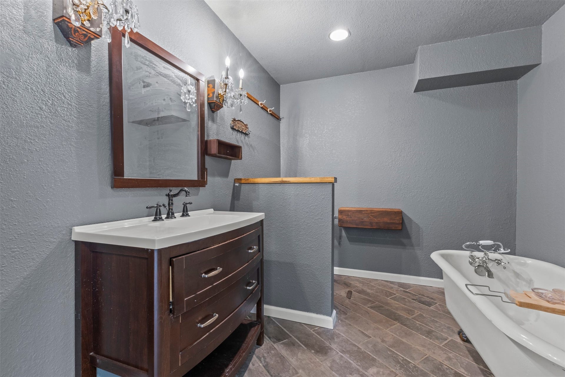 115 Camellia Street, Lake Jackson, TX 77566 115 Camellia Street, Lake Jackson, TX 77566