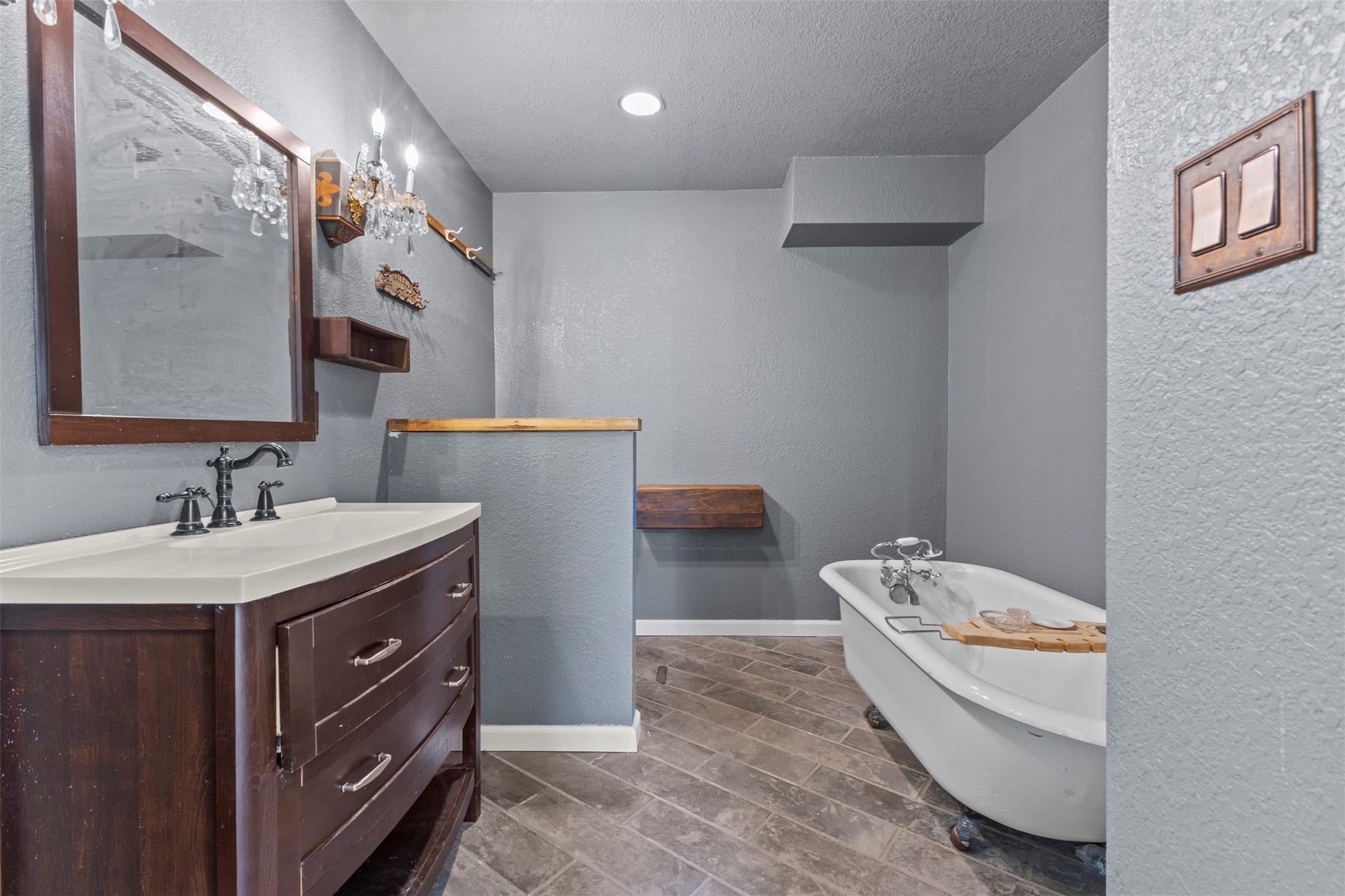 115 Camellia Street, Lake Jackson, TX 77566 115 Camellia Street, Lake Jackson, TX 77566