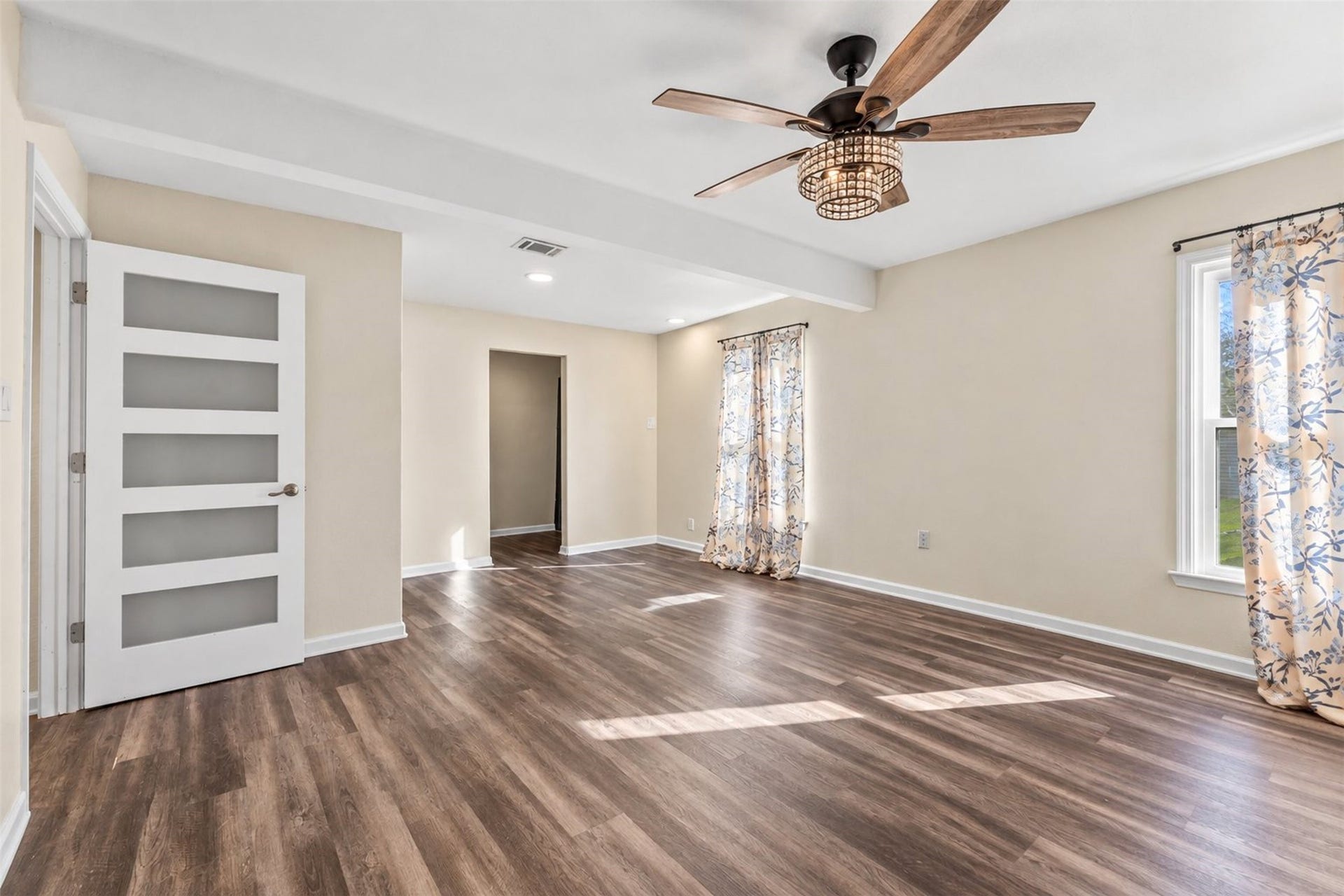 115 Camellia Street, Lake Jackson, TX 77566 115 Camellia Street, Lake Jackson, TX 77566