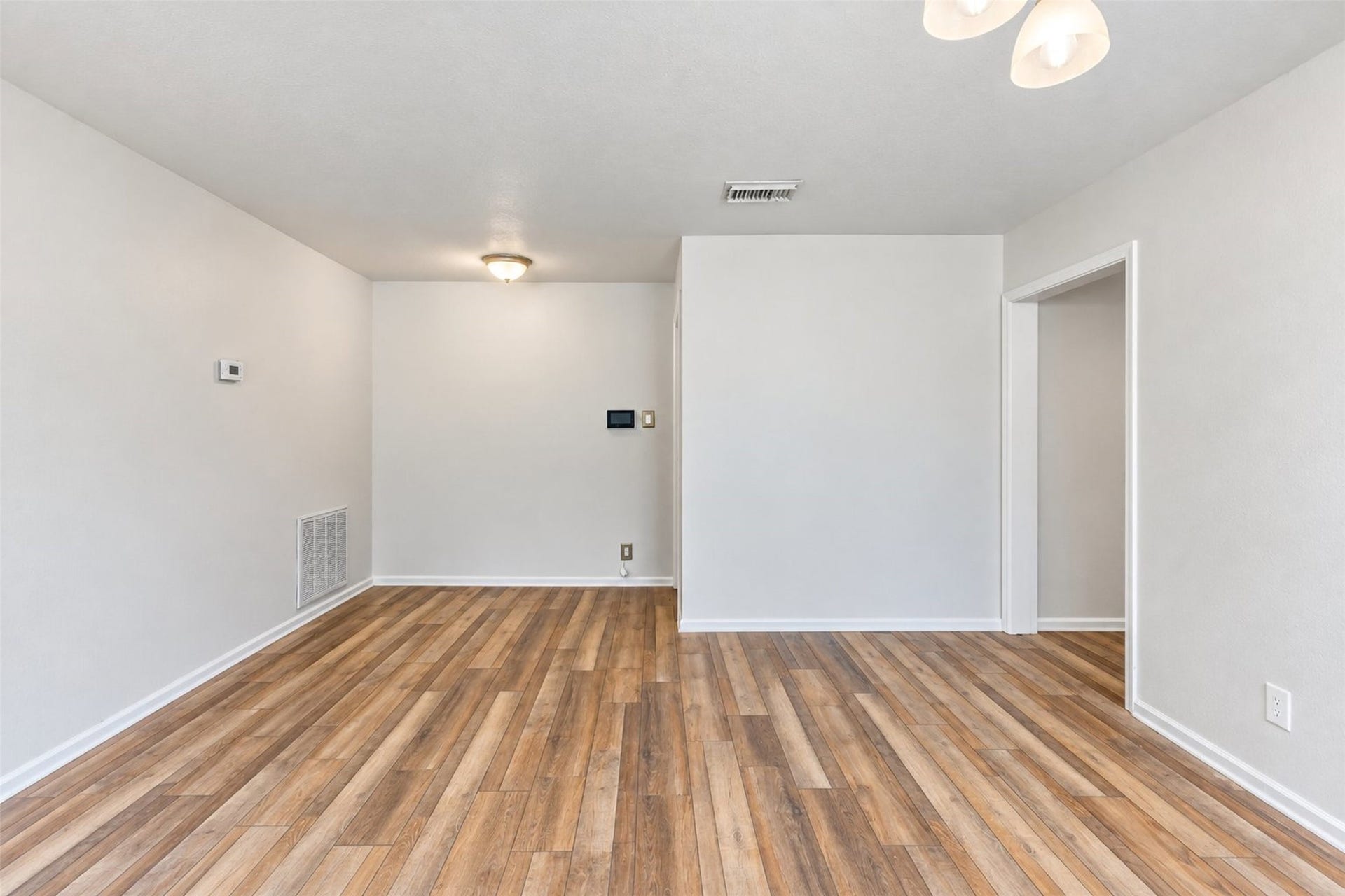 115 Camellia Street, Lake Jackson, TX 77566 115 Camellia Street, Lake Jackson, TX 77566