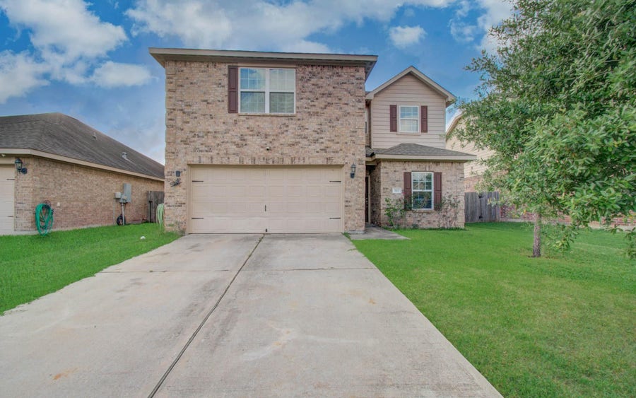 Property photo for 510 Douro Drive, Crosby, TX