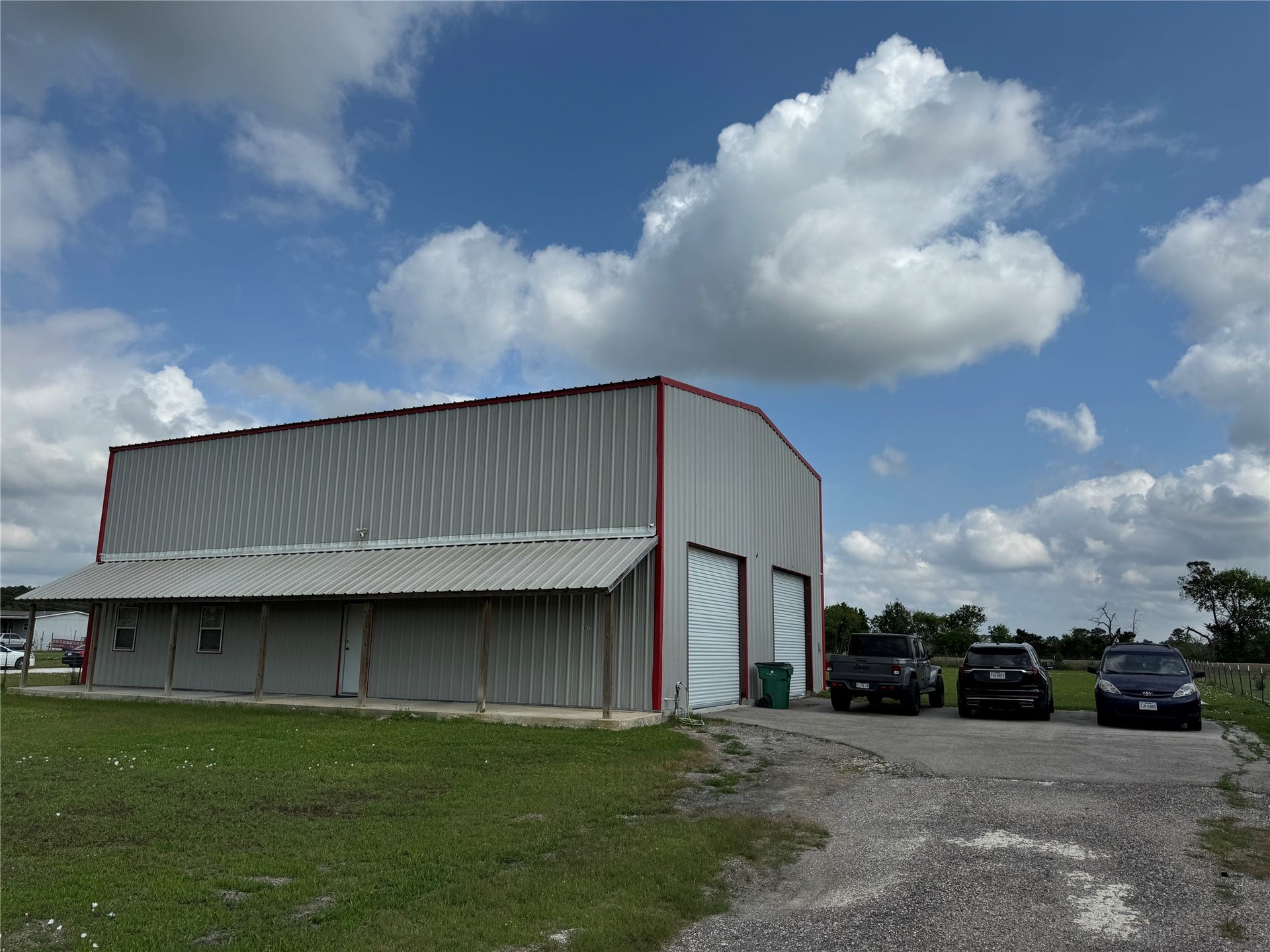 8417 Los Robles Avenue, Alvin, TX 77511 8417 Los Robles Avenue, Alvin, TX 77511