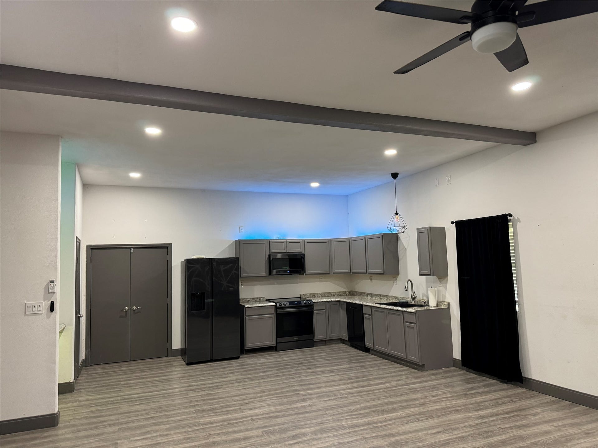 8417 Los Robles Avenue, Alvin, TX 77511 8417 Los Robles Avenue, Alvin, TX 77511