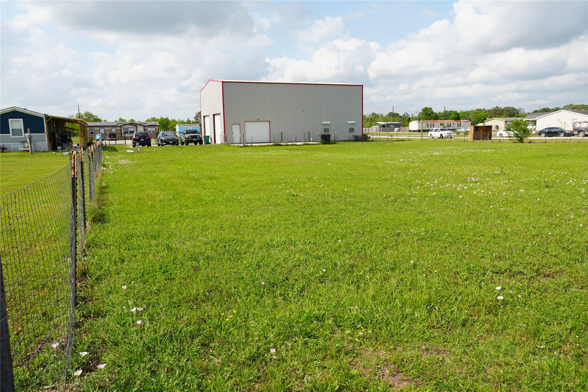 8417 Los Robles Avenue, Alvin, TX 77511 8417 Los Robles Avenue, Alvin, TX 77511