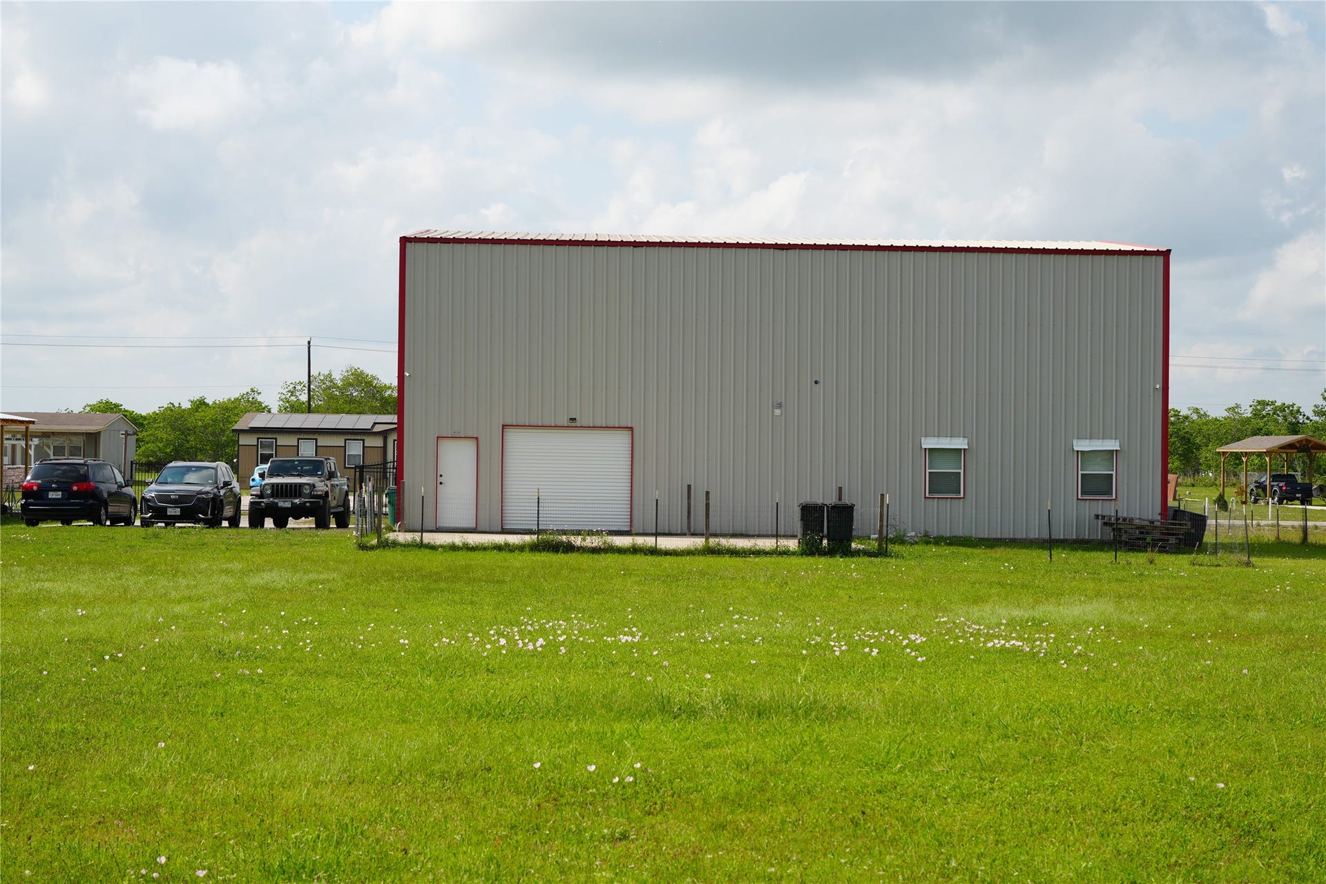8417 Los Robles Avenue, Alvin, TX 77511 8417 Los Robles Avenue, Alvin, TX 77511