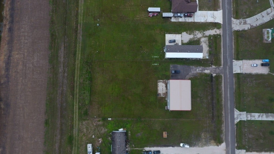 8417 Los Robles Avenue, Alvin, TX 77511 8417 Los Robles Avenue, Alvin, TX 77511