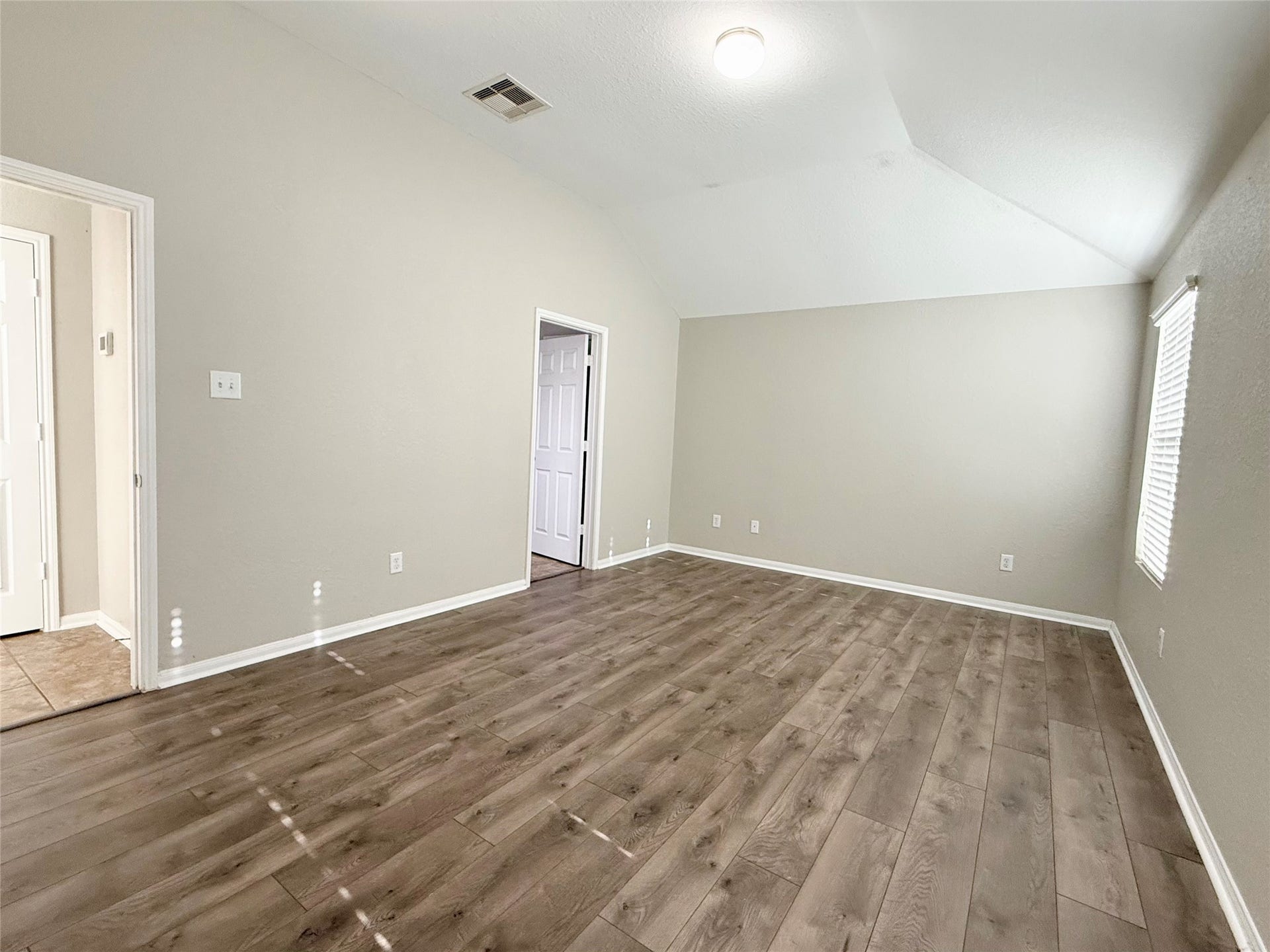 3111 View Valley Trail, Katy, TX 77493 3111 View Valley Trail, Katy, TX 77493