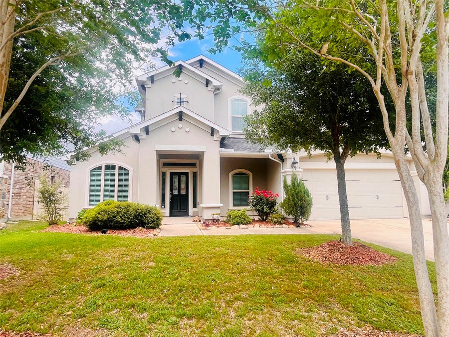 Property photo for 127 Round Lake Dr, Rosenberg, TX
