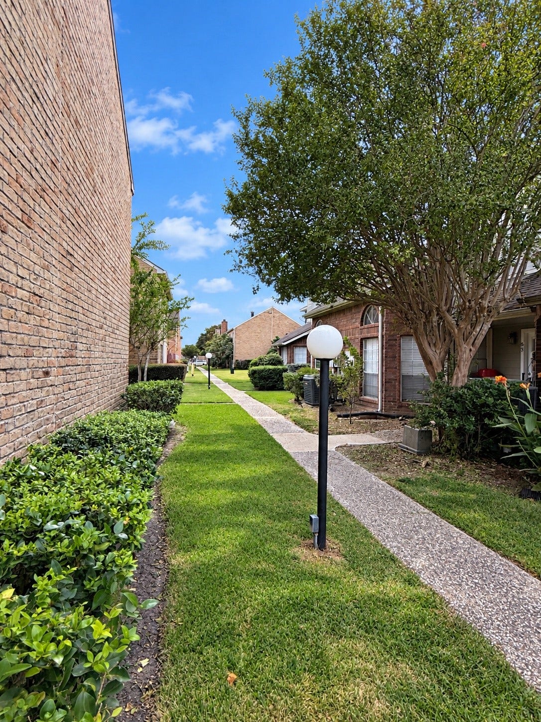 65 E Park West Drive, Houston, TX 77072