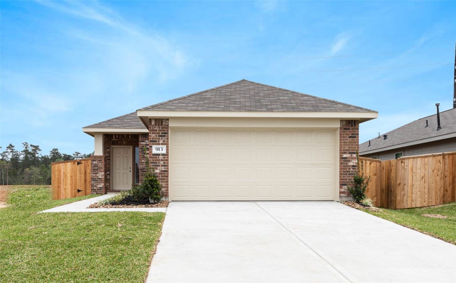Property photo for 913 Oak Mist Lane, Magnolia, TX