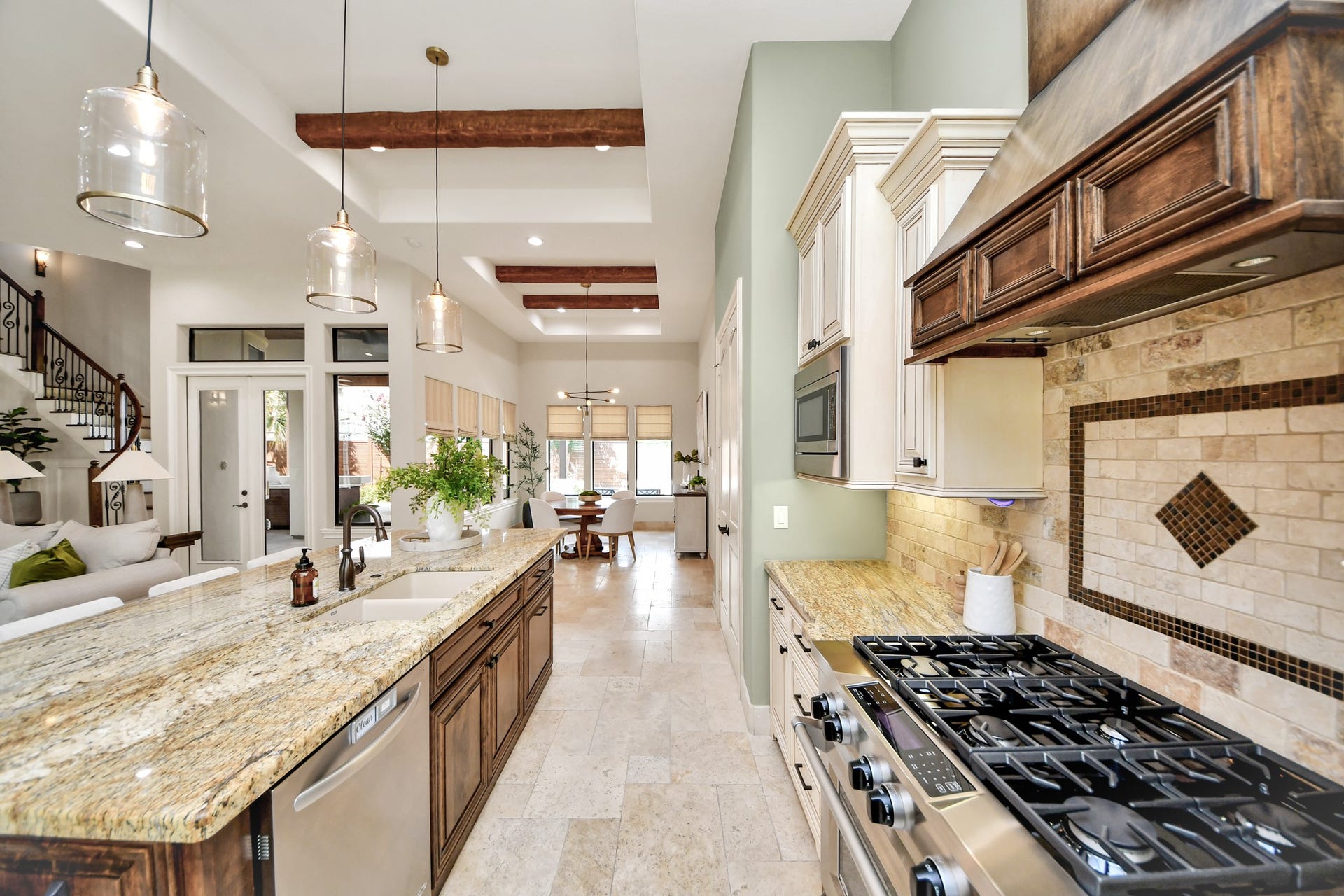 1202 Gross Street, Houston, TX 77019 1202 Gross Street, Houston, TX 77019