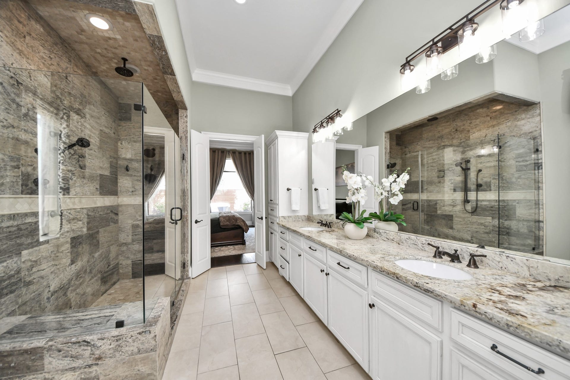 1202 Gross Street, Houston, TX 77019 1202 Gross Street, Houston, TX 77019