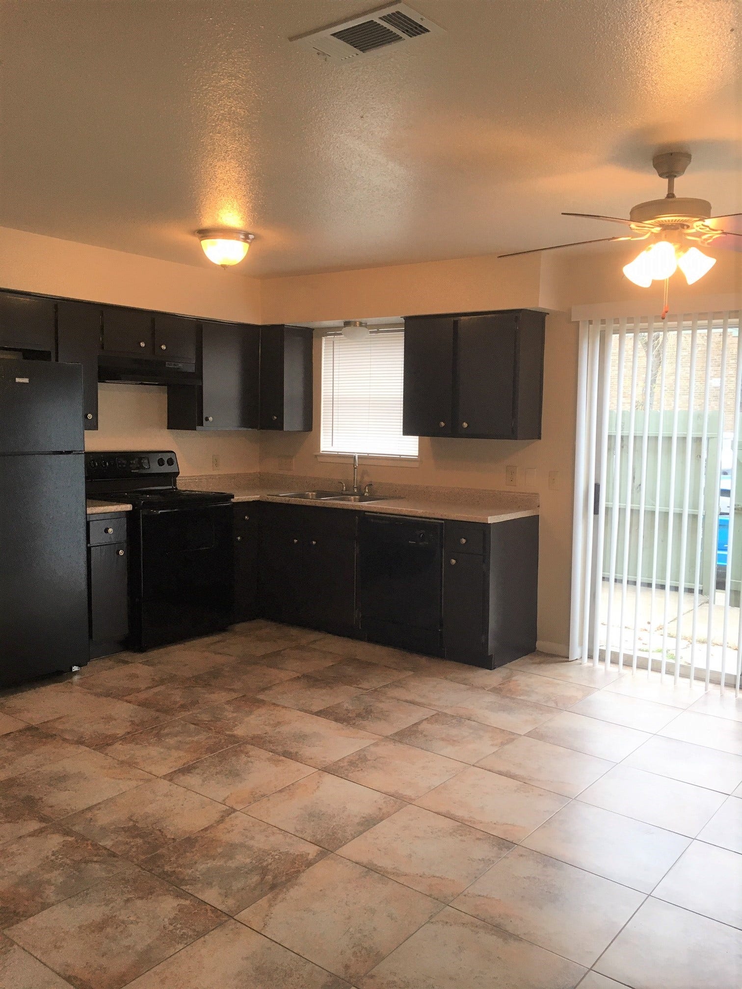 1132 Lyric Lane, Pasadena, TX 77503 1132 Lyric Lane, Pasadena, TX 77503