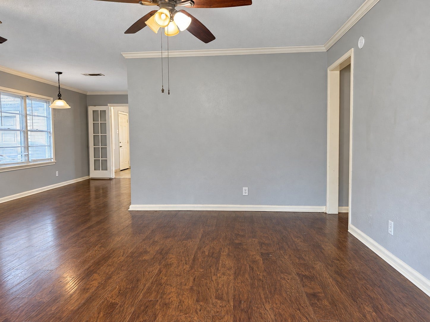 2604 S Houston Drive, La Marque, TX 77568 2604 S Houston Drive, La Marque, TX 77568
