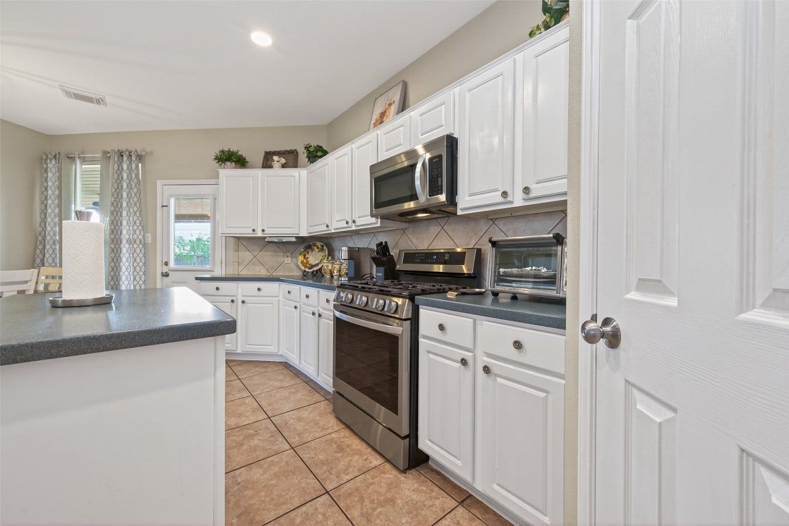 18206 Noble Forest Drive, Humble, TX 77346 18206 Noble Forest Drive, Humble, TX 77346