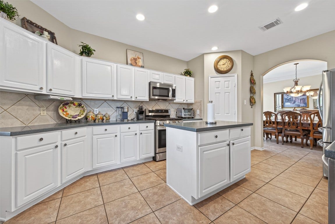 18206 Noble Forest Drive, Humble, TX 77346 18206 Noble Forest Drive, Humble, TX 77346