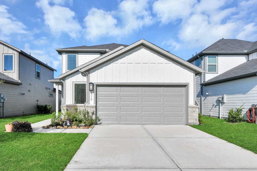 Property photo for 2714 Forest Retreat Lane, Missouri City, TX