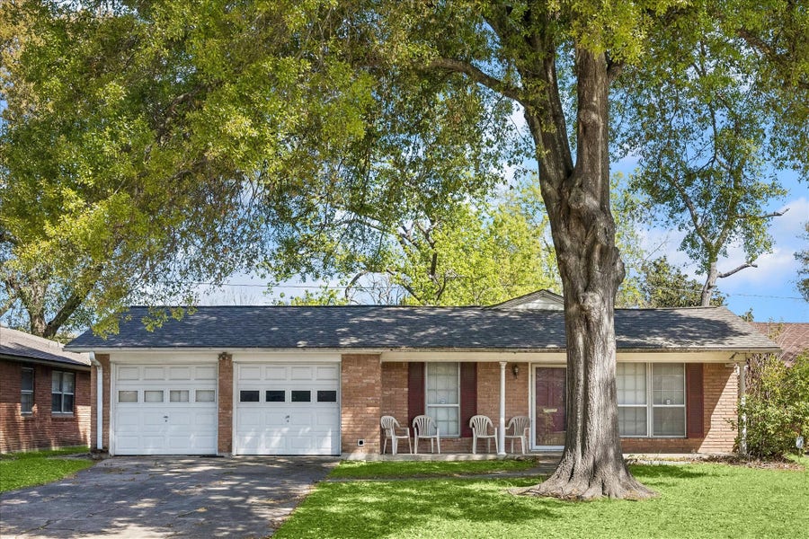 Property photo for 4410 Libbey Lane, Houston, TX