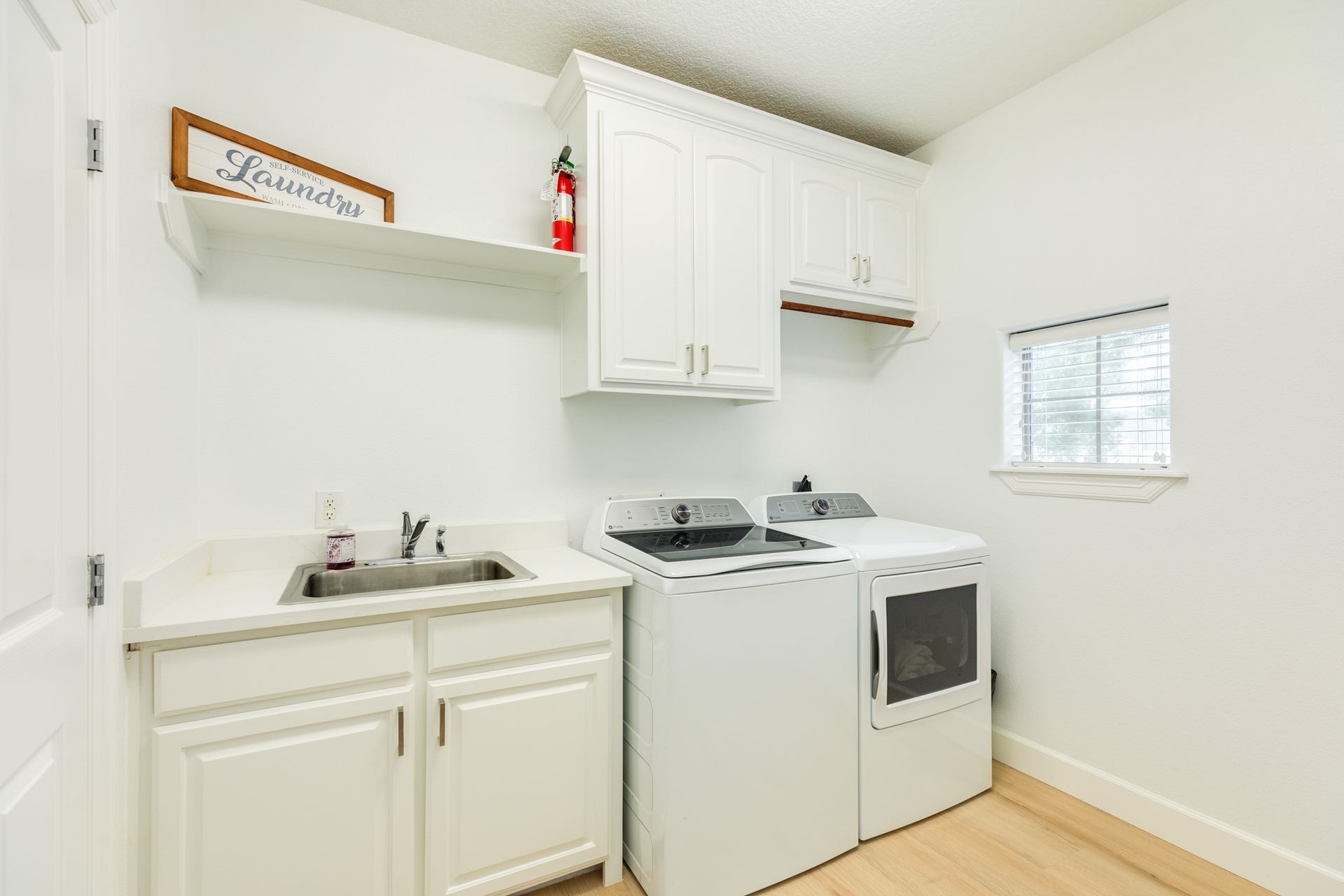 52 English Oak Court, Lake Jackson, TX 77566 52 English Oak Court, Lake Jackson, TX 77566