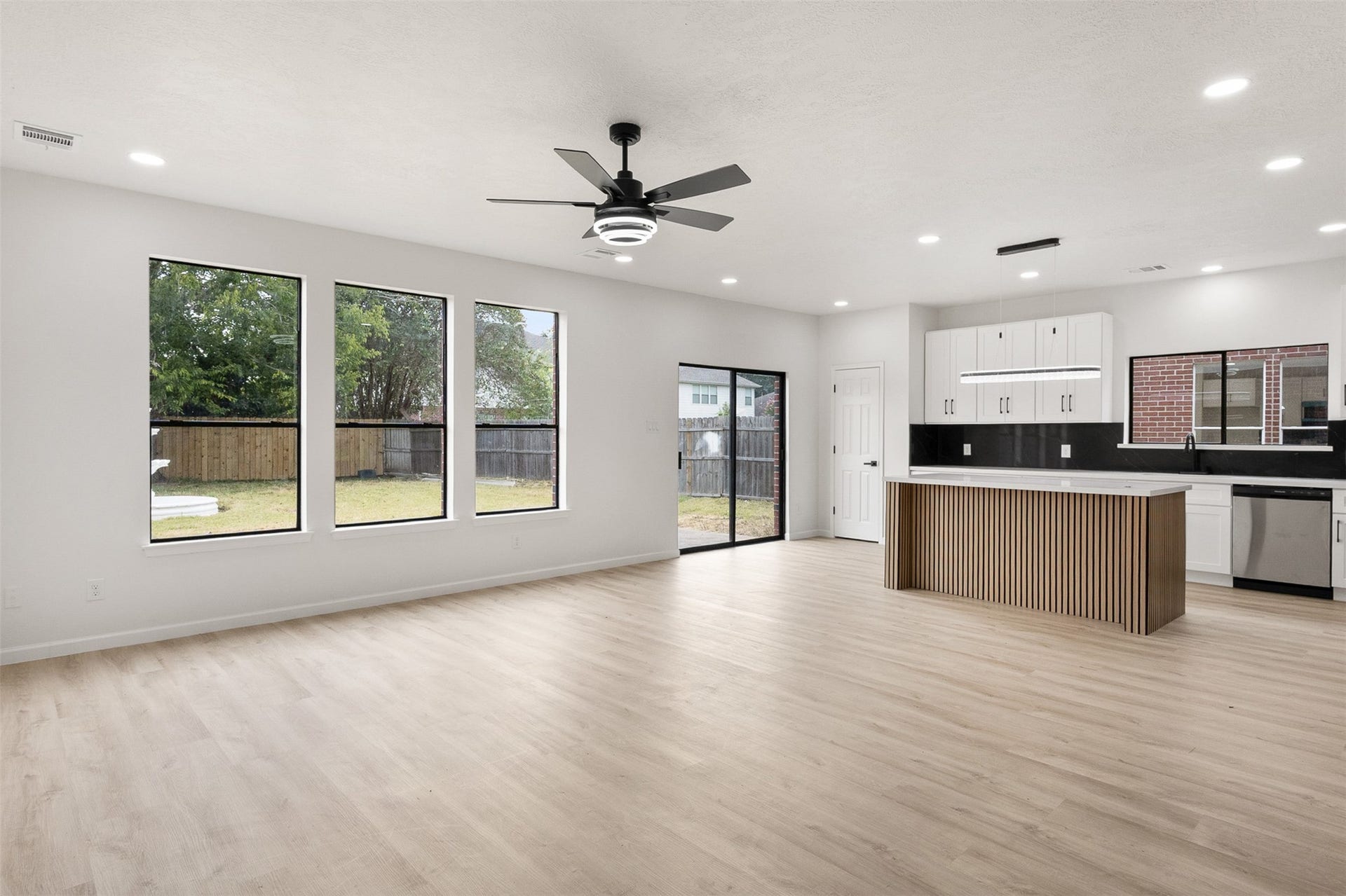 2522 Willow Springs Lane, Sugar Land, TX 77479