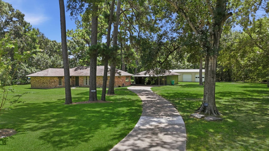 Property photo for 11619 Advance Drive, Houston, TX